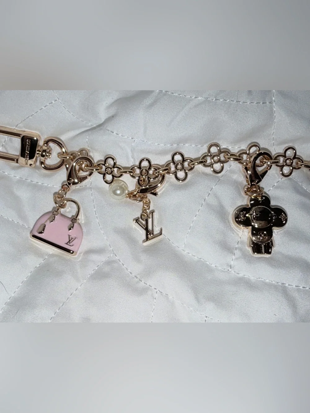 Gold-Tone Flower Charm Key & Card Holder Chain with Removable Charms